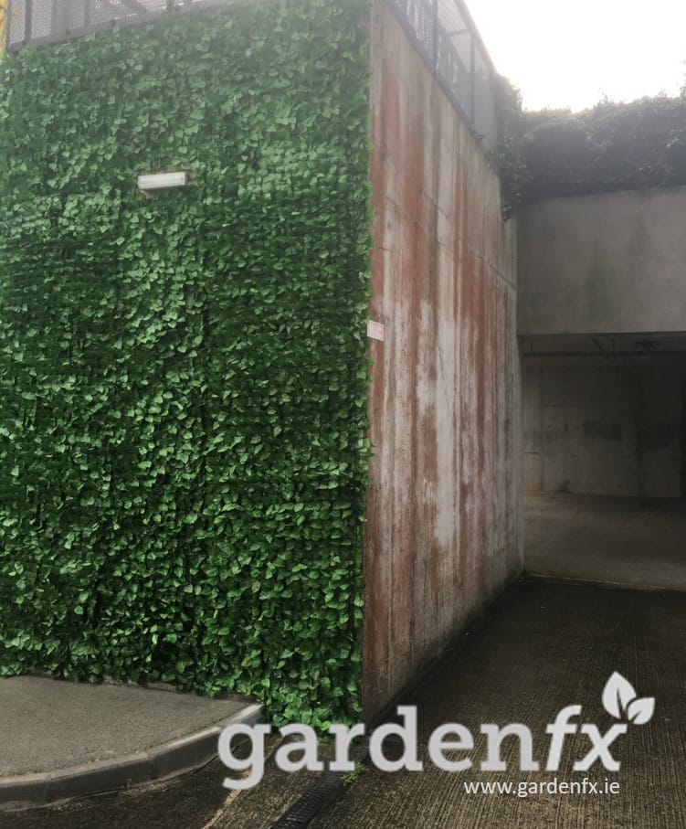 Artificial-Hedging-Covering-Wall-